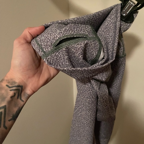 Lululemon high-rise crops! - Picture 3 of 3